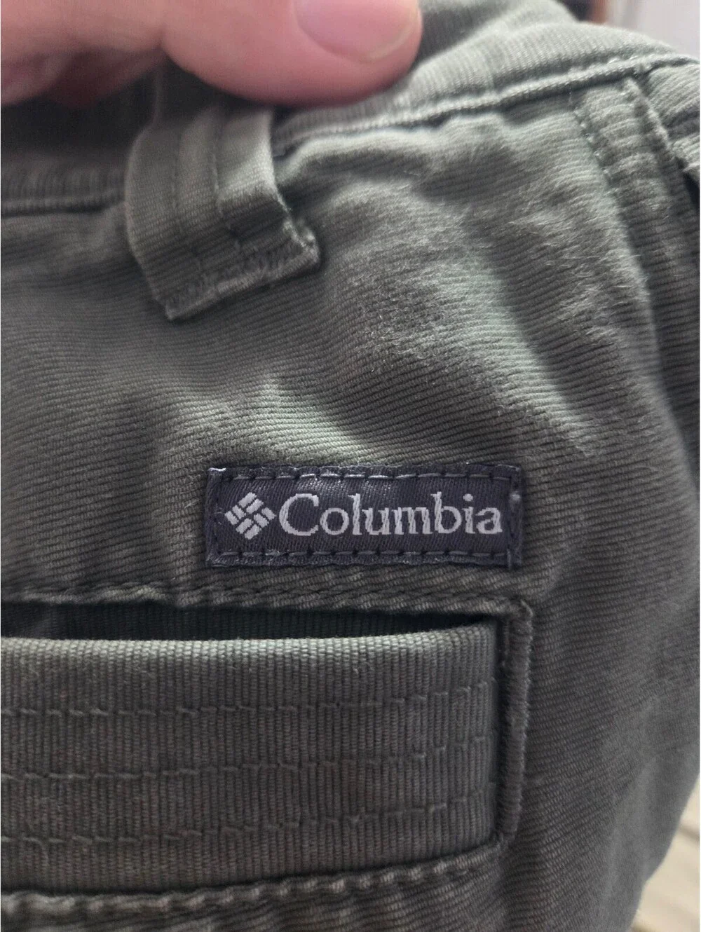 Columbia Men’s Olive Green Cargo Utility Pants Size 35x32 Outdoor Size 32 Waist